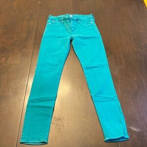 listing-status-banner